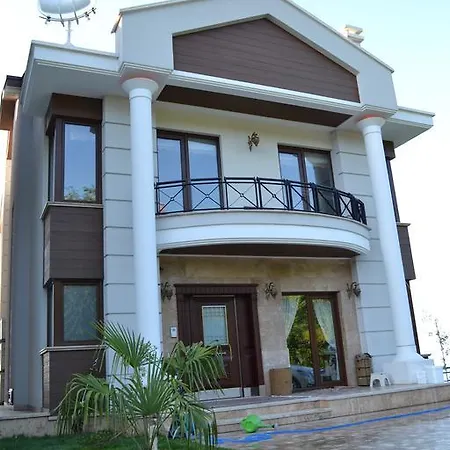 Erguvan Konaklari トラブゾン